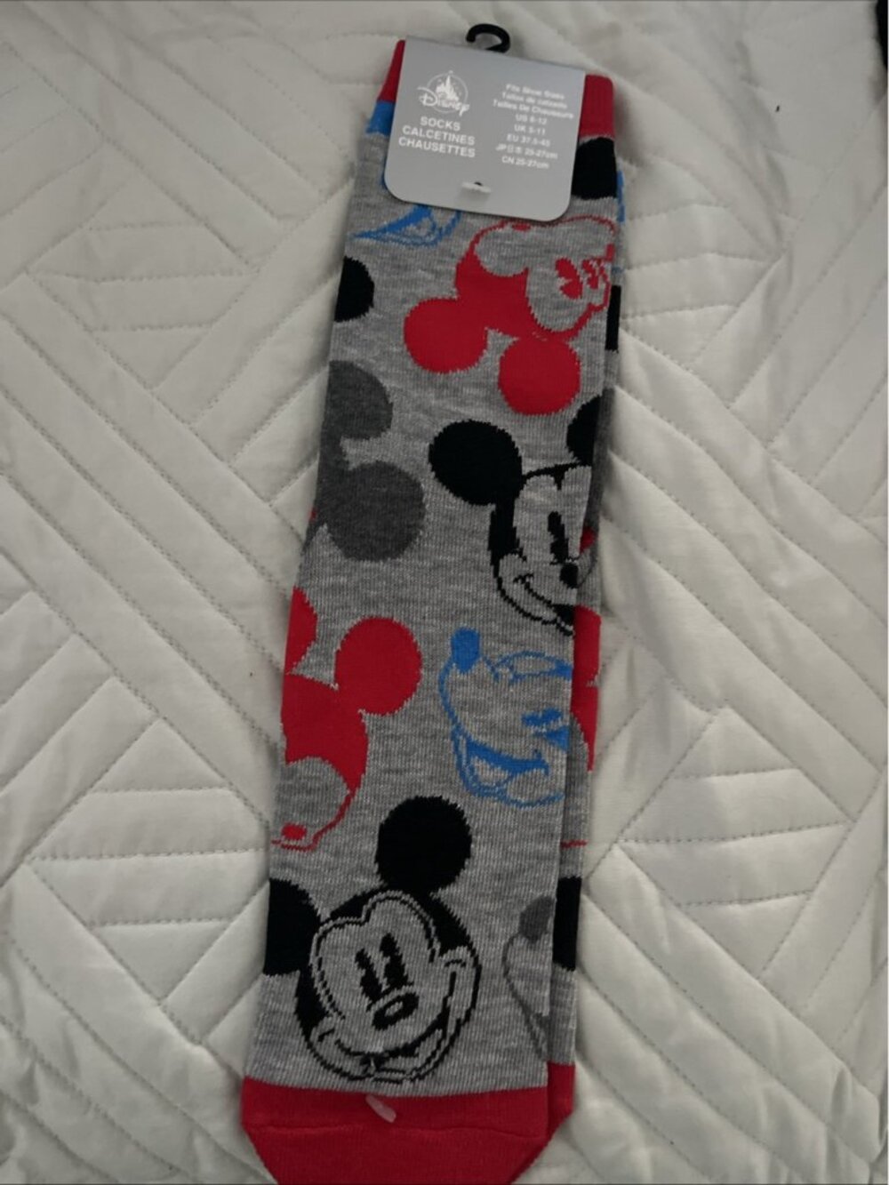 Disney Parks Mickey Mouse Face Icon Socks Size 6-12 New With Tag Adult
